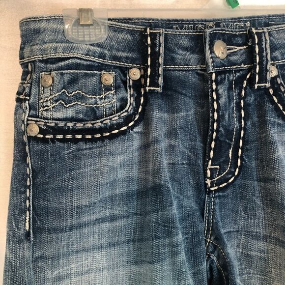 Miss Me Boyfriend Bermuda Denim  Med Wash Shorts Ladies 26 - Picture 4 of 14